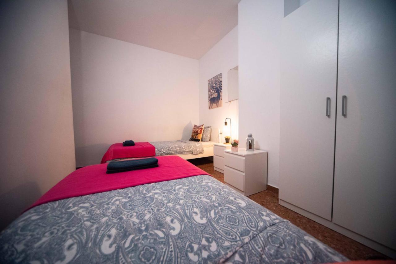 Eixample Private Rooms Barcelona Exterior foto